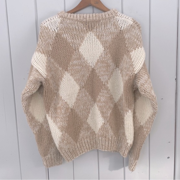 Vintage Chunky Knit Sweater Oversized Diamond Pattern Tan & Off White Sears Med - Picture 4 of 6